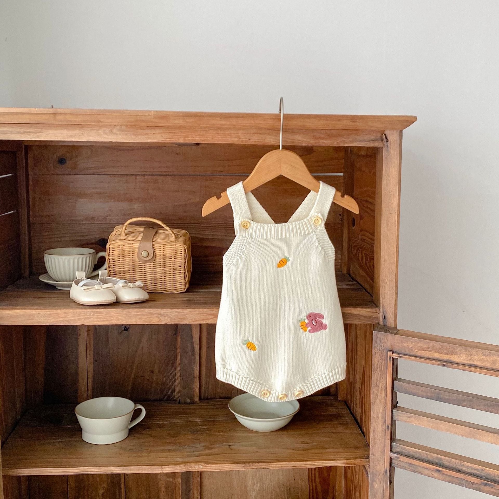 Embroidery Knitted Jacket